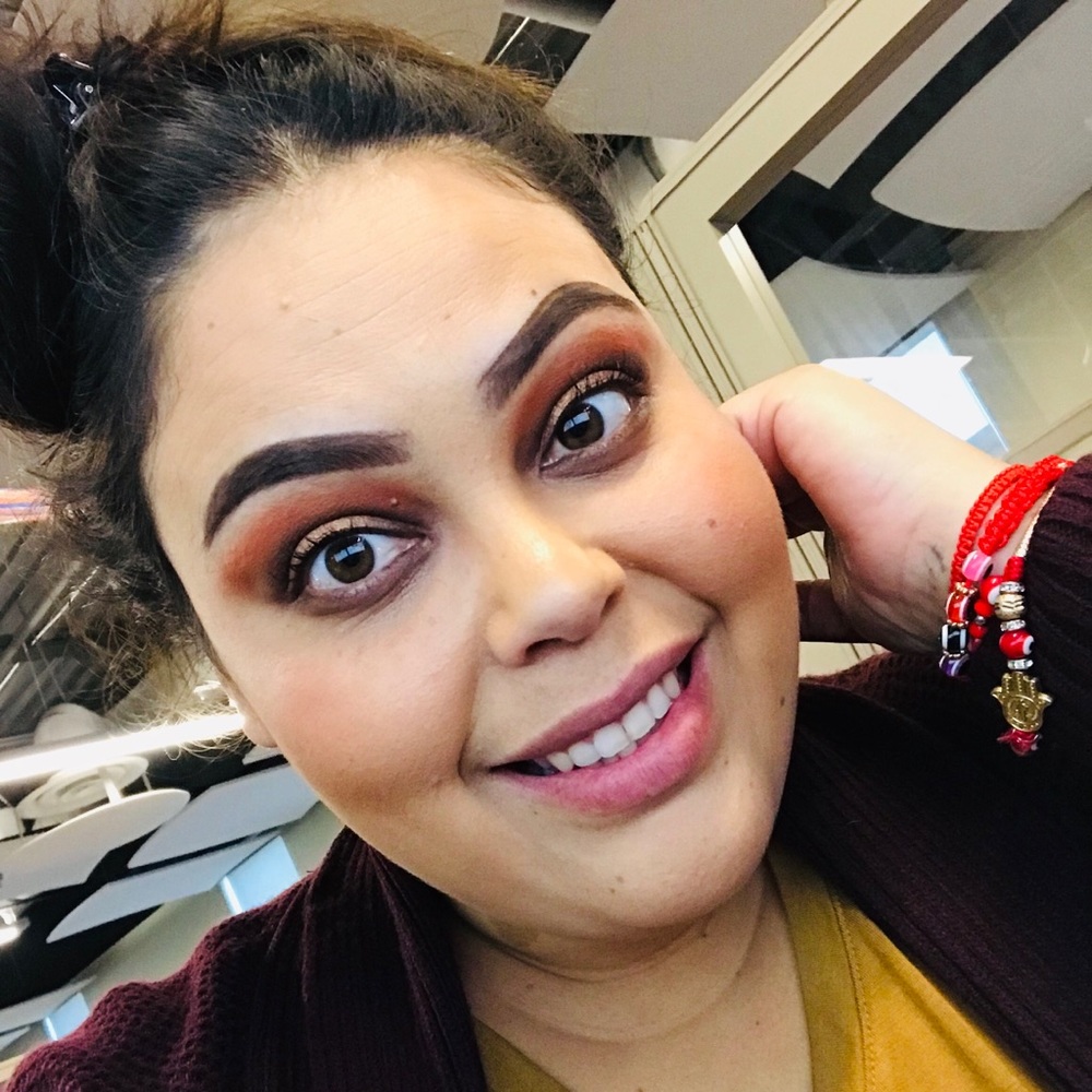 Meet your Posher, Stephanie